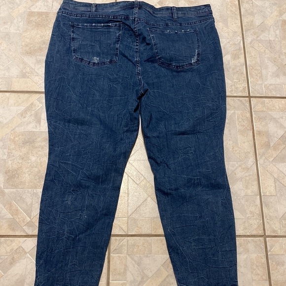 Lane Bryant solid blue stretch skinny mid rise plus size jeans size 24 - Picture 3 of 5
